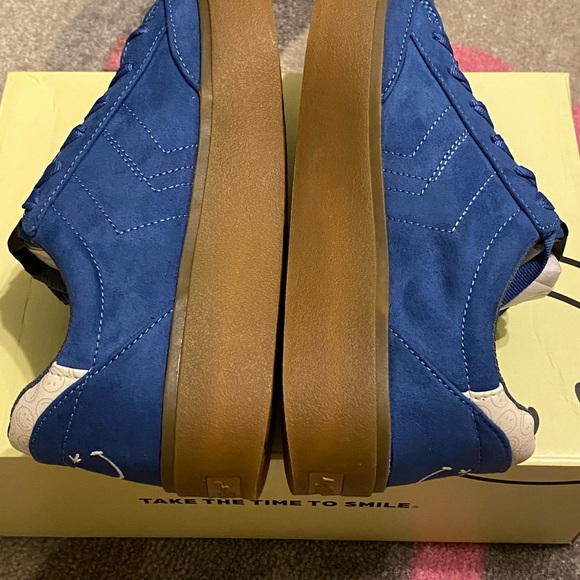 Women's Dr. Scholl's X SMILEYWORLD Madison Lace Sneaker Blue Smiley NEW … - Picture 4 of 15